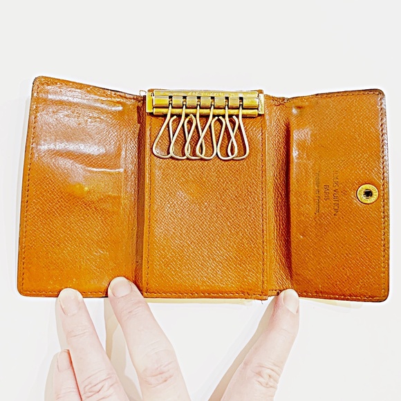 Auth Vtg Louis Vuitton Monogram 6 Key Holder - Picture 6 of 16